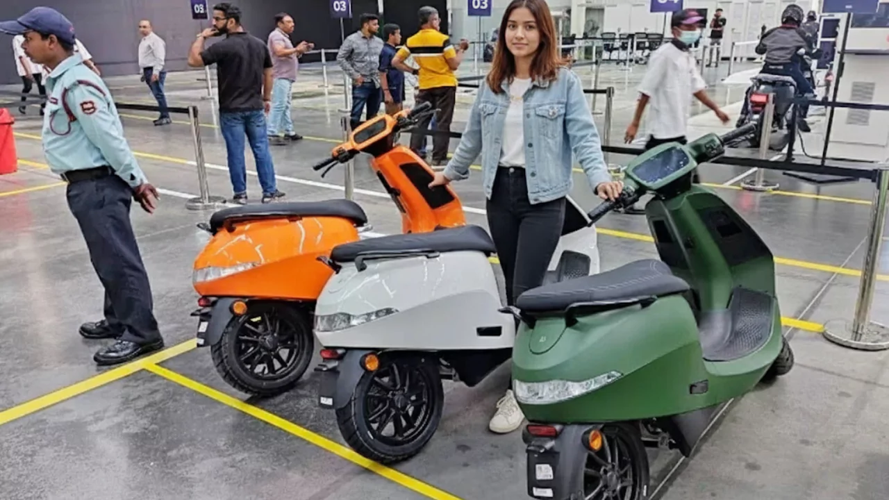 मात्र 50 हजार में खरीदें ये OLA Scooter, कुछ ही दिन रह गए शेष, अभी उठा लें मौके के फायदा मात्र 50 हजार में खरीदें ये OLA Scooter, कुछ ही दिन रह गए शेष, अभी उठा लें मौके के फायदा